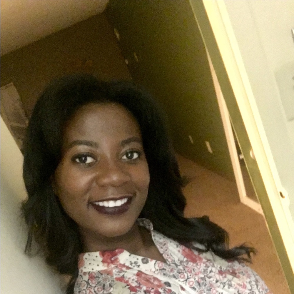 Meet your Posher, Liza